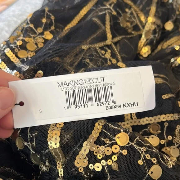 Making the Cut Season 2 Episode 7 Winning Look Andrea's Sequin Skirt NWT Size S - Picture 13 of 14